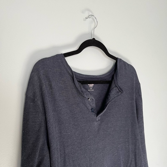 Old Navy Waffle Knit Long Sleeve Shirt with Buttons Grey/Gray Men’s Large - Picture 1 of 3